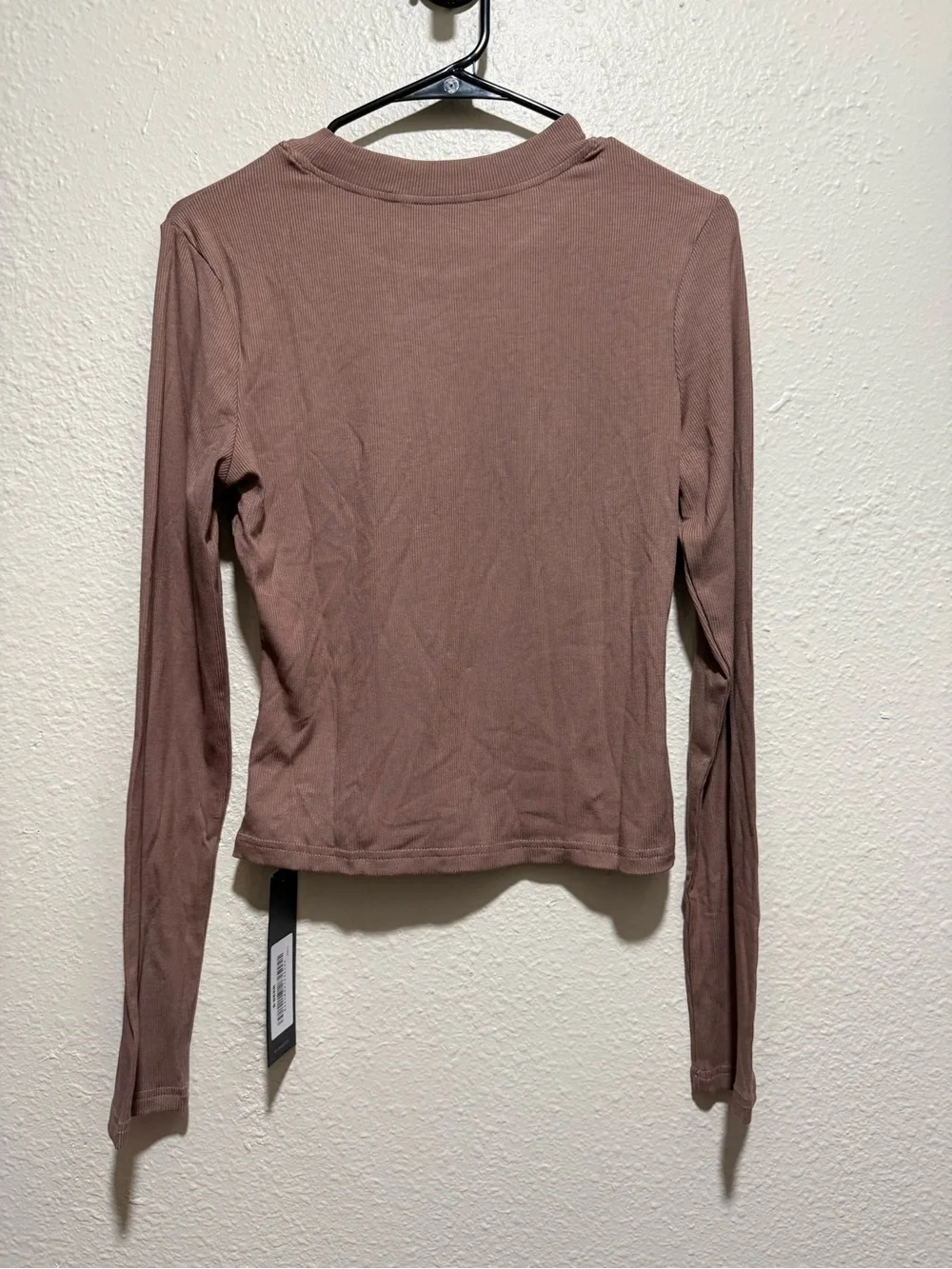 Women’s Long-Sleeve Crewneck Tee in Dusty Mauve